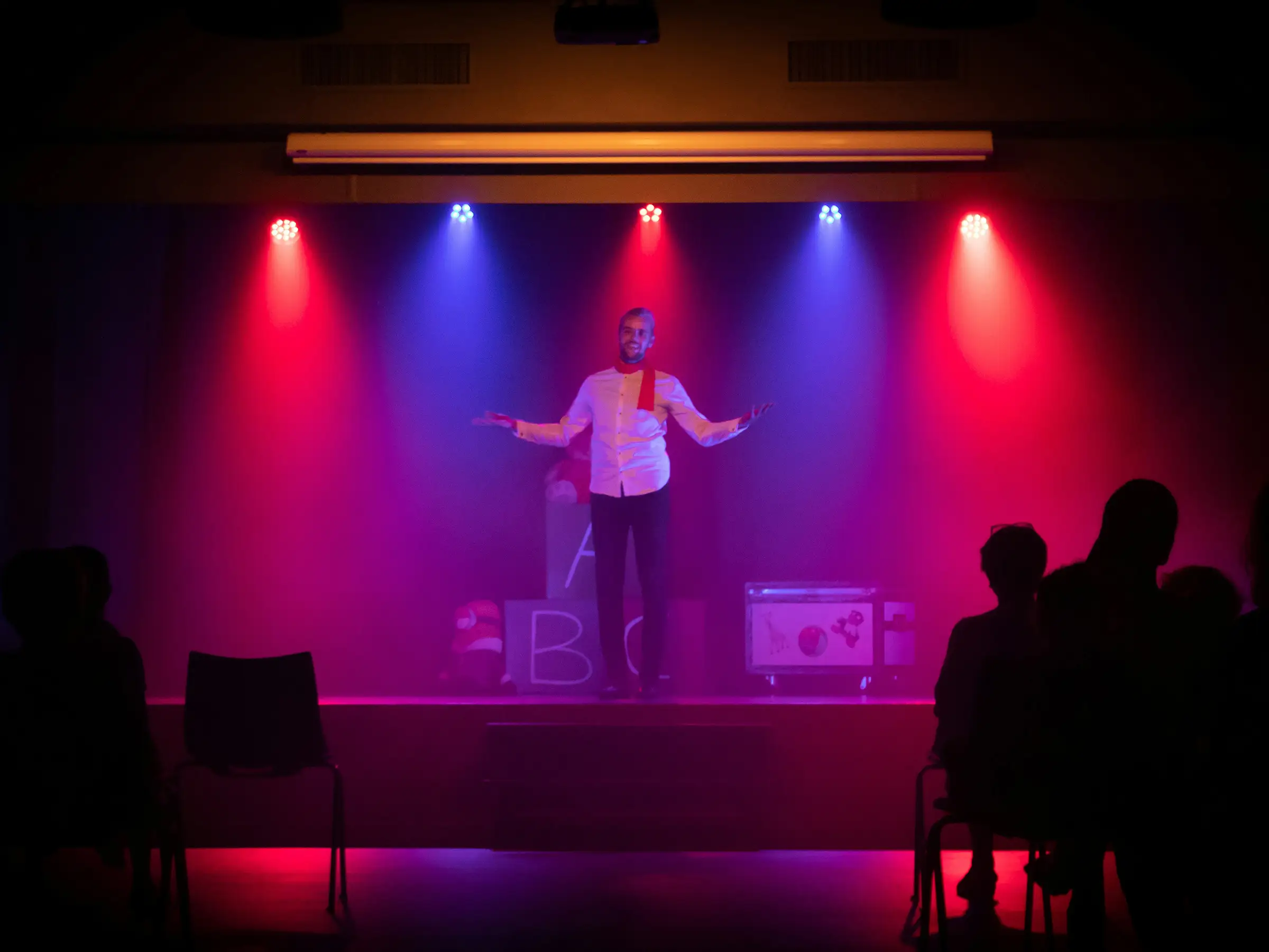 Lacher garantiert: Die besten Stand-up Comedy-Specials bei Netflix