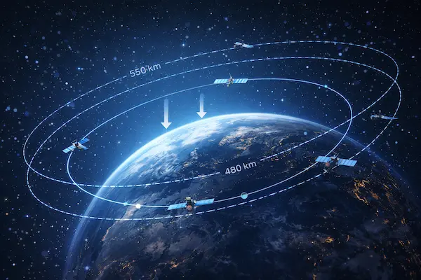 SpaceX will Starlink-Satelliten-Orbit merklich absenken